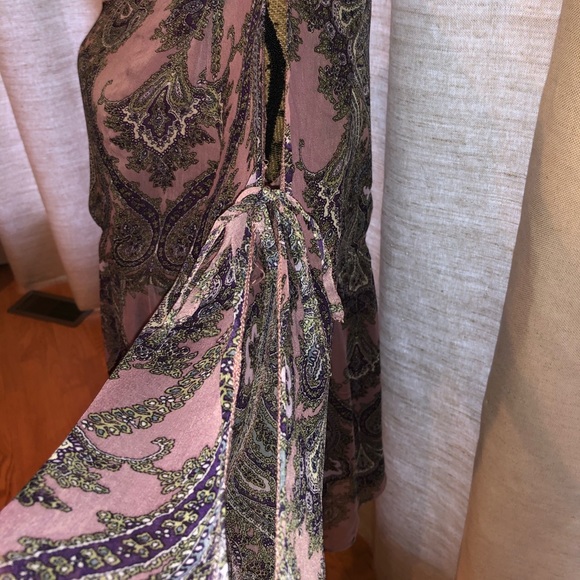 PURPLE PAISLEY PRINT TOP - Picture 2 of 5